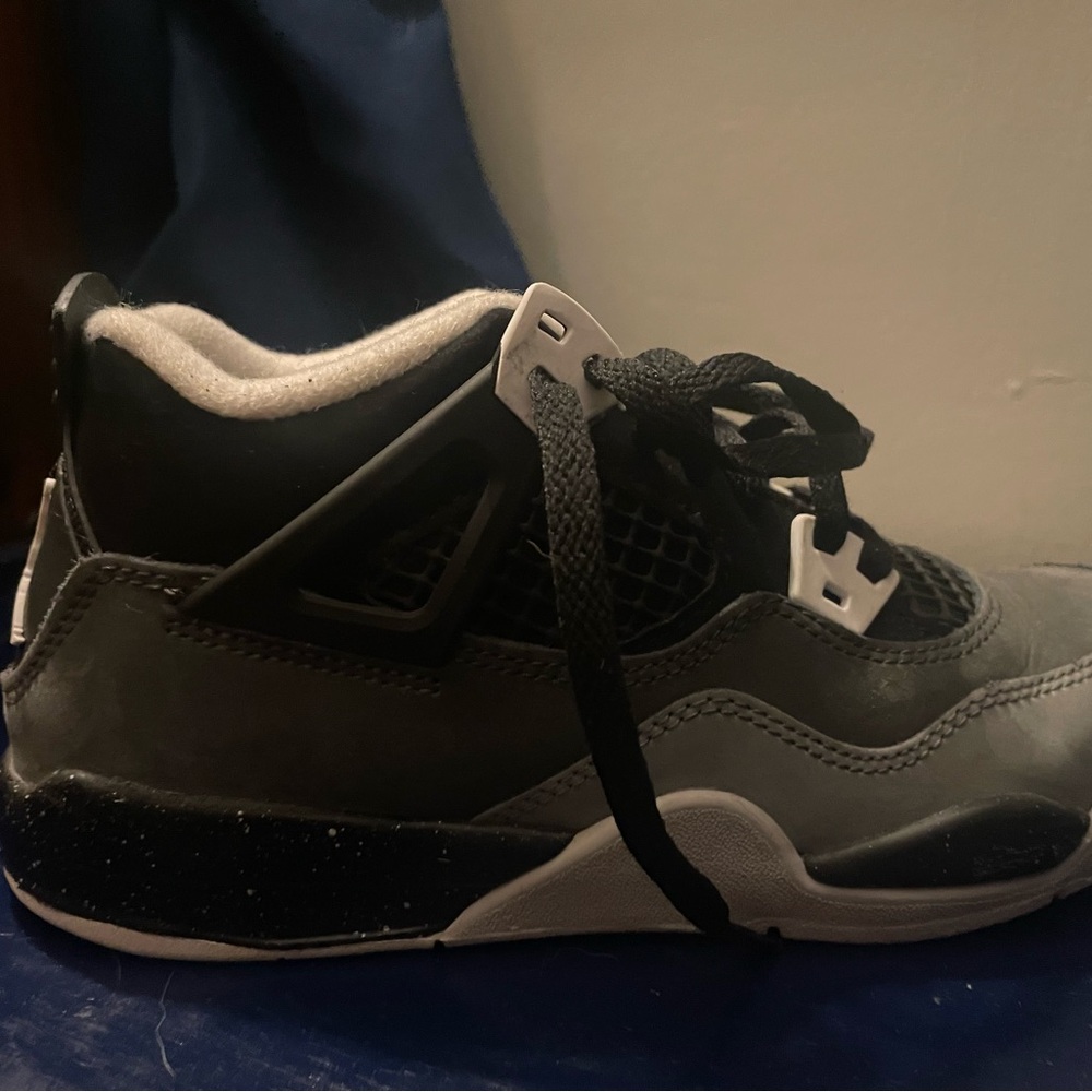 Air Jordan 4